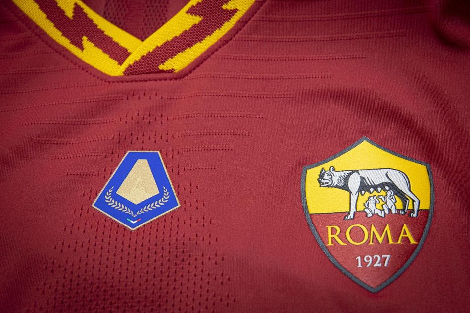 Special badge added to Zaniolo's shirt - AS Roma