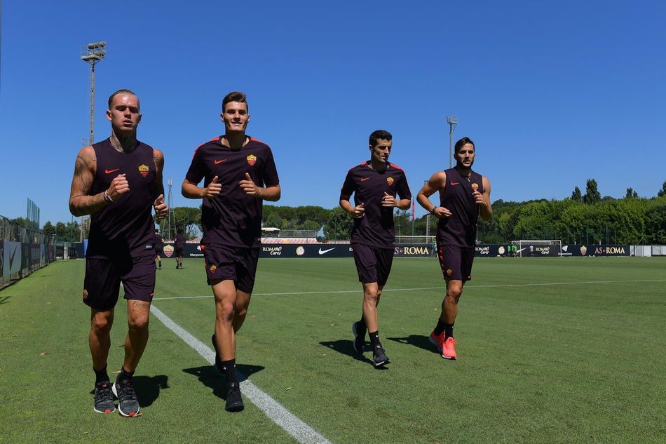 Gallery: Players kick off new campaign with light training - AS Roma