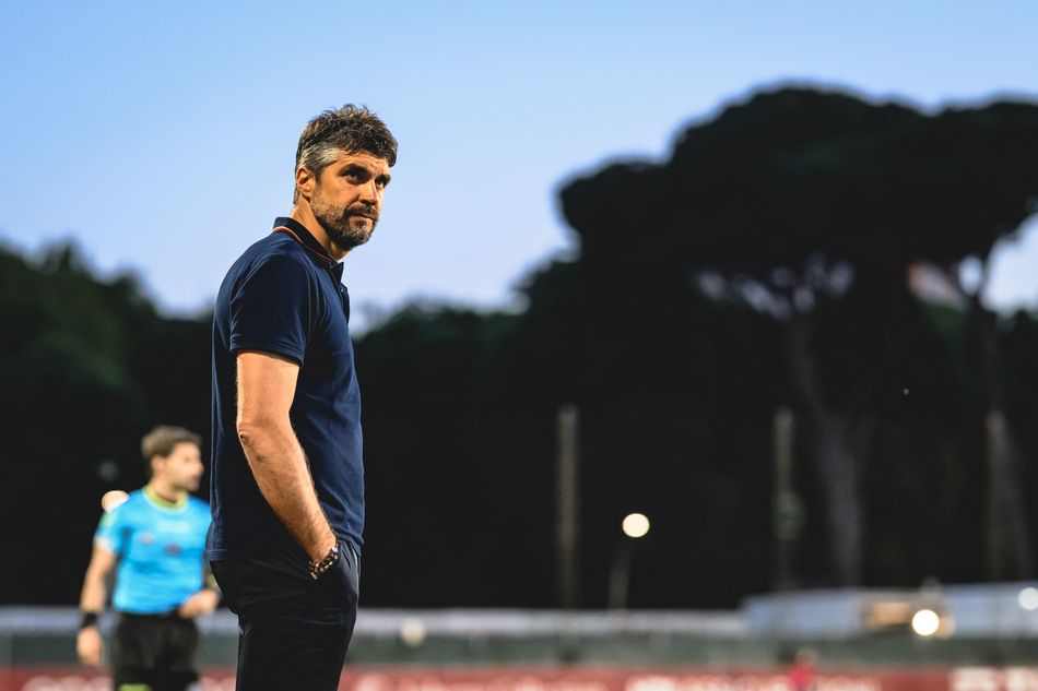 www.asroma.com