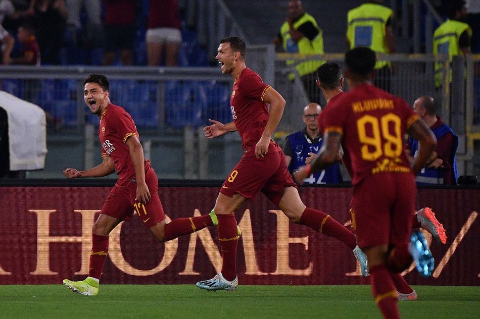 Cengiz Roma Cengiz Under strike named Goal of the Month - AS Roma