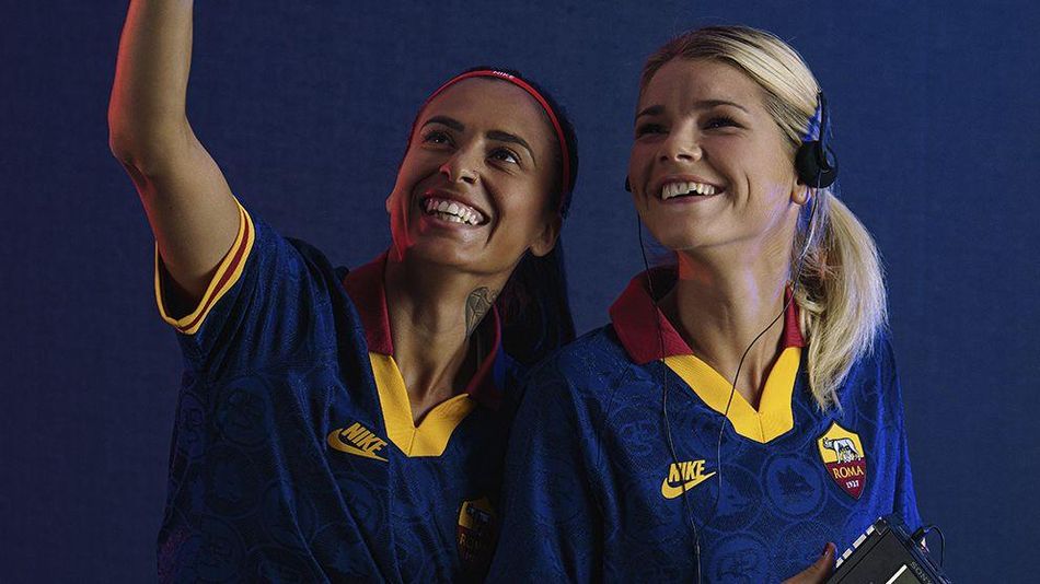 Gallery: The third kit photoshoot - AS Roma