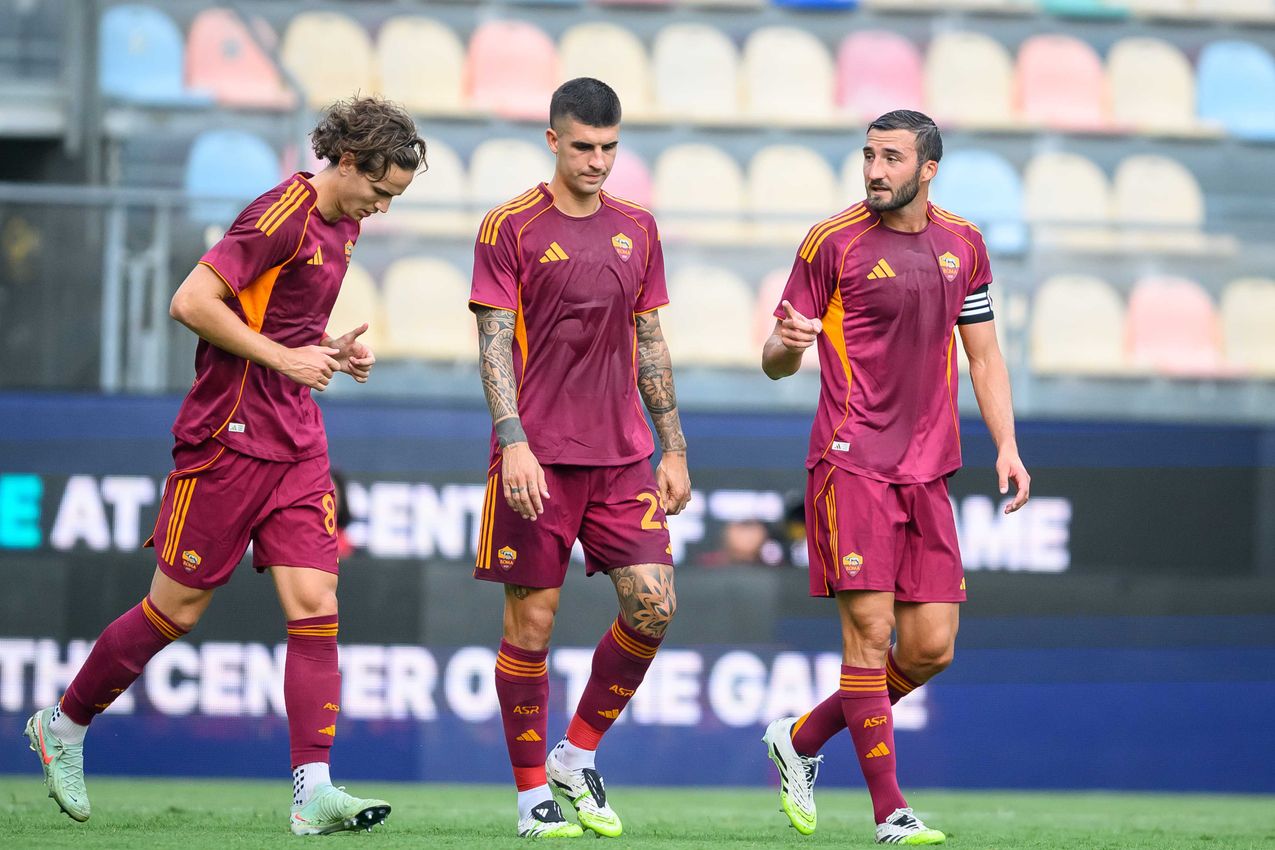 As Roma Gallery Image - Gallery Roma-Neom