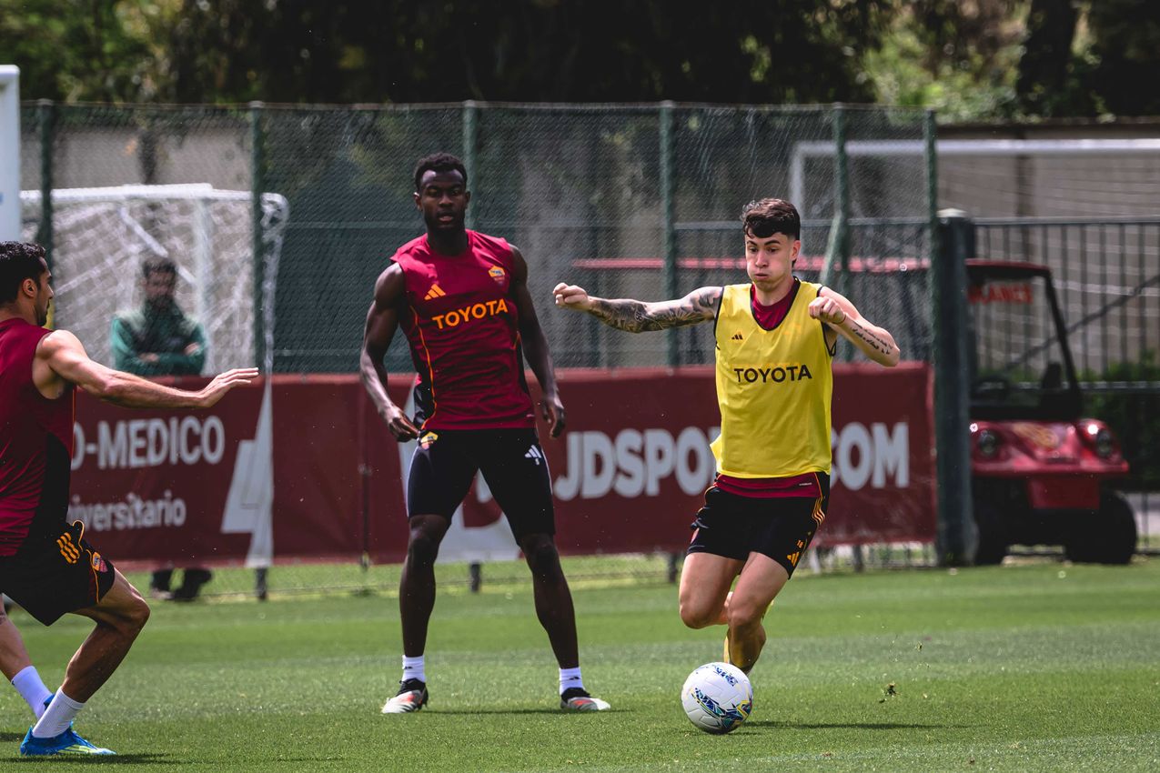 As Roma Gallery Image - Gallery: allenamento venerdì 14