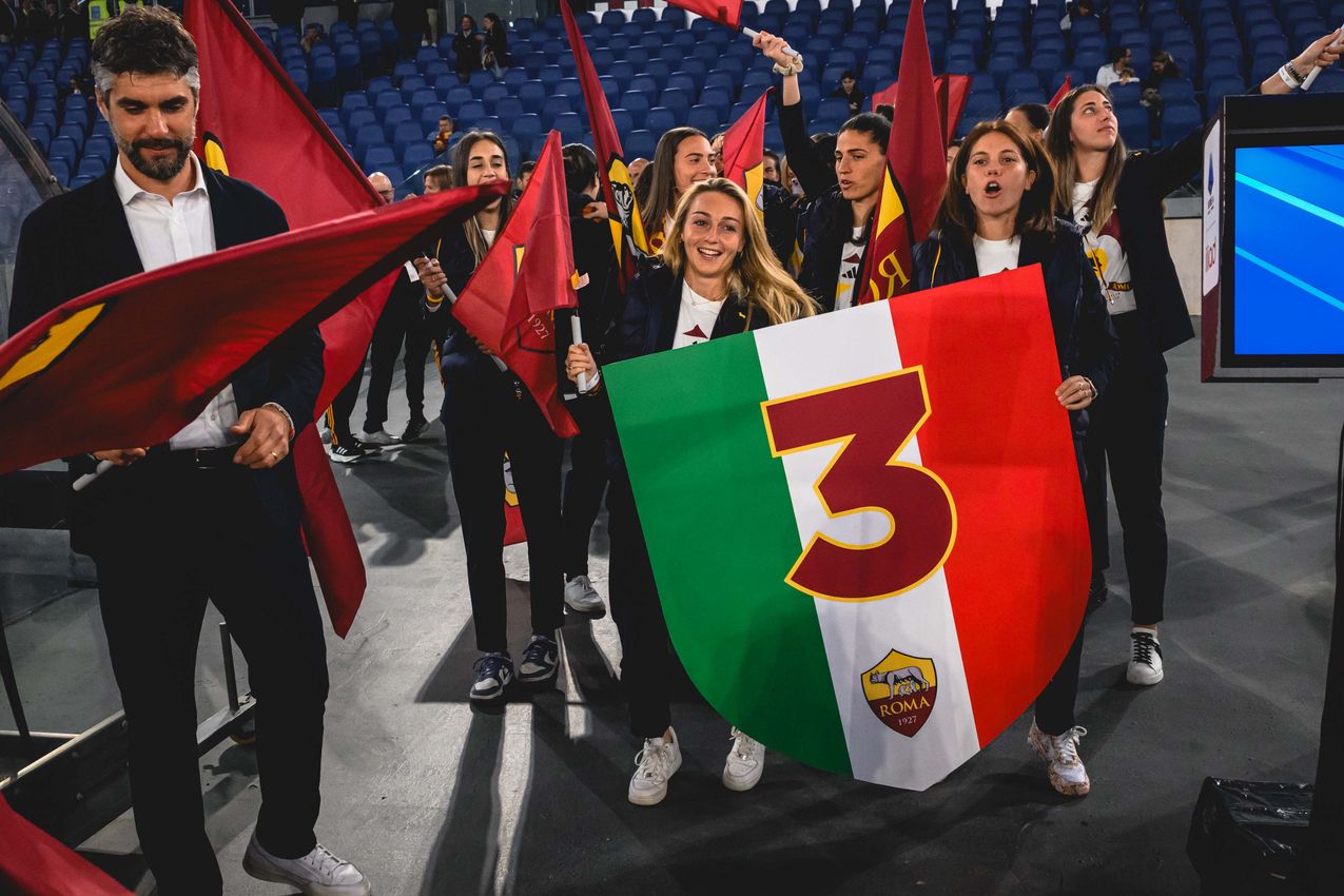 As Roma Gallery Image - Femminile