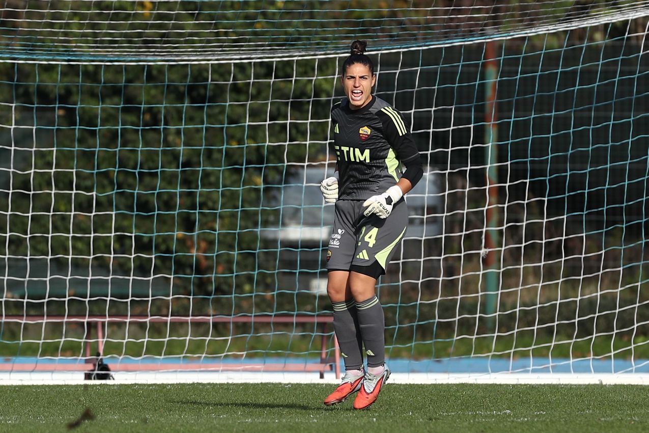 COMO, ITALY - NOVEMBER 23: Rachele Bald of AS Roma shouts during the Women Serie A match between FC Como and AS Roma at Stadio Ferruccio on November 23, 2025 in Como, Italy. (Photo by AS Roma/AS Roma via Getty Images)