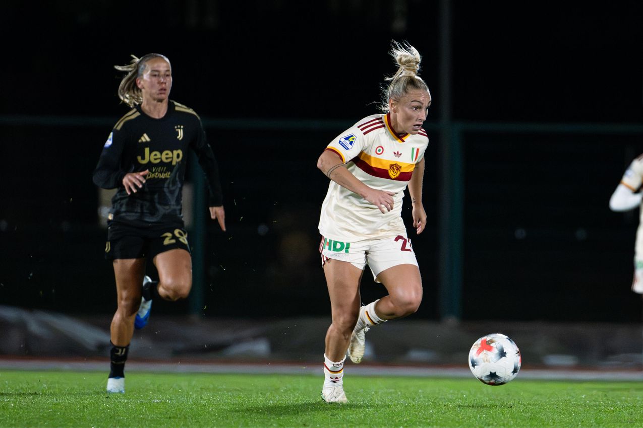 BIELLA, ITALY - OCTOBER 24: Of AS Roma Women during the Serie A Women match between Juventus FC and AS Roma at tadio La Marmora-Pozzo on October 24, 2026 in Biella, Italy. (Photo by Diego Puletto - AS Roma/AS Roma via Getty Images)