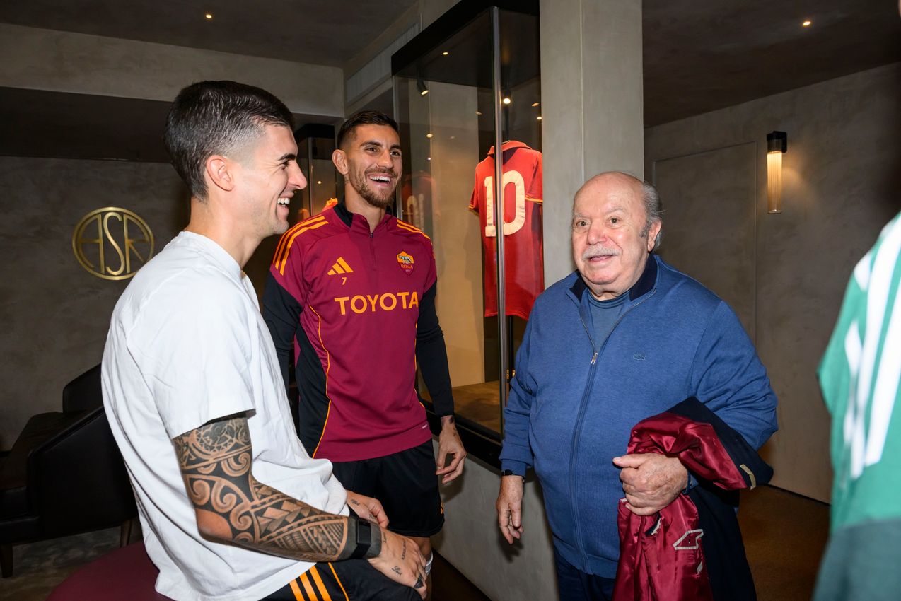 As Roma Gallery Image - Lino Banfi