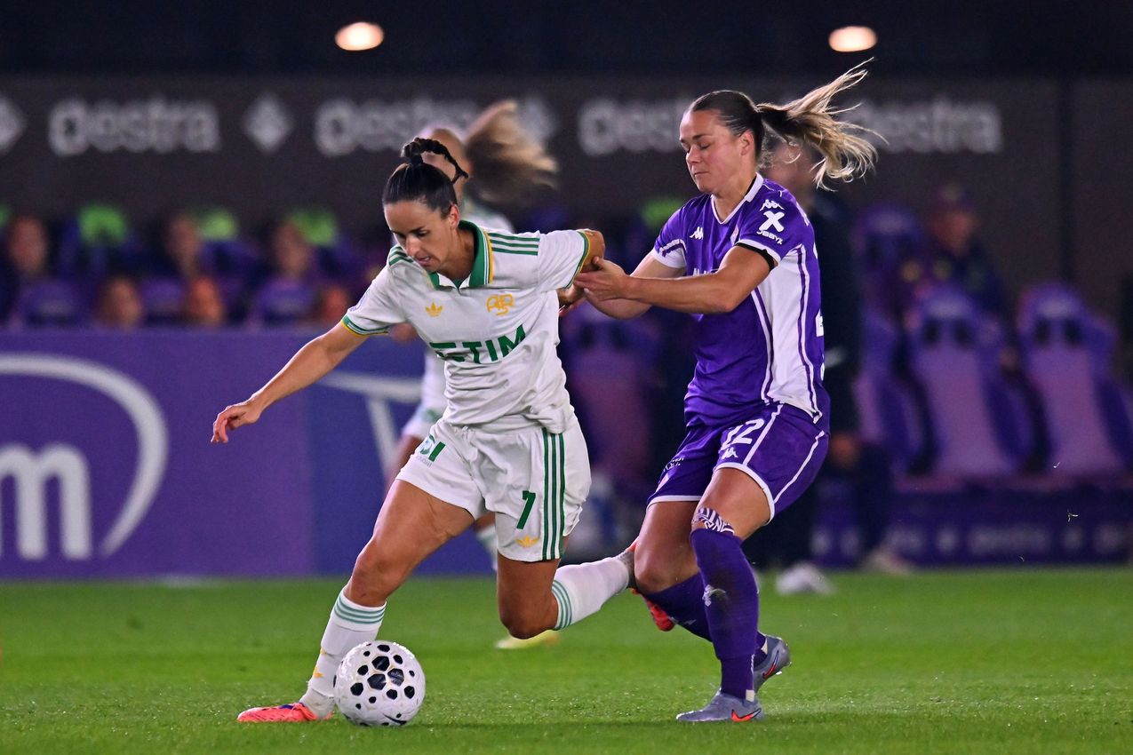 FLORENCE, ITALY - NOVEMBER 07: Evelyne Viens of AS Roma during the Serie A Women match between ACF Fiorentina and AS Roma at Viola Park on November 07, 2025 in Florence, Italy. (Photo by AS Roma/AS Roma via Getty Images)