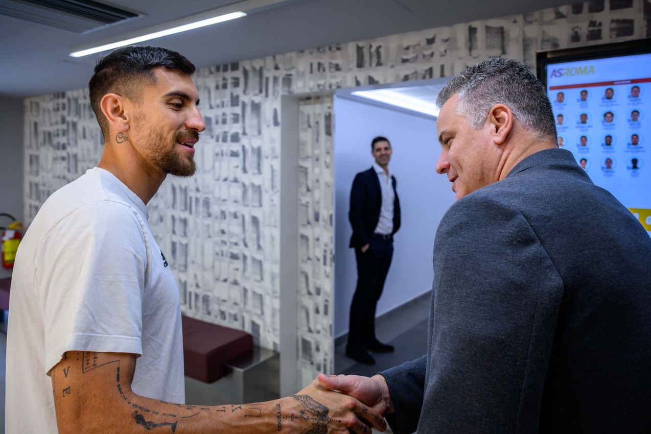 As Roma Gallery Image - Julio Sergio a Trigoria