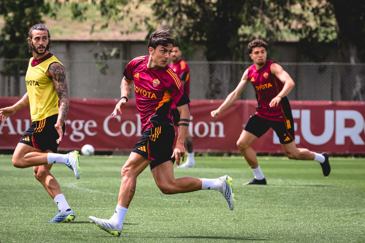As Roma Gallery Image - Gallery: allenamento venerdì 14