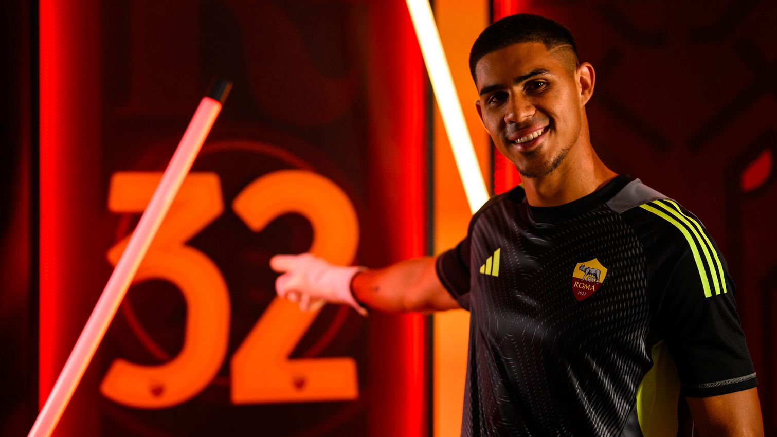 As Roma Gallery Image - Vasquez