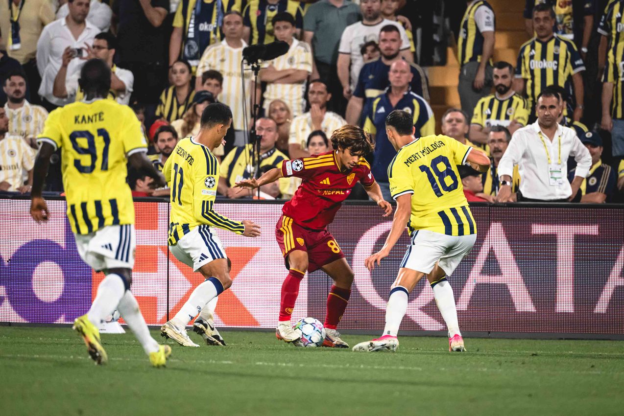As Roma Gallery Image - Fenerbahce