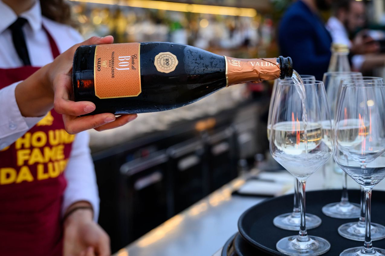 As Roma Gallery Image - Elvis Lives