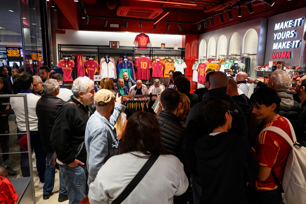 As Roma Gallery Image - Giannini, Nela e Rizzitelli