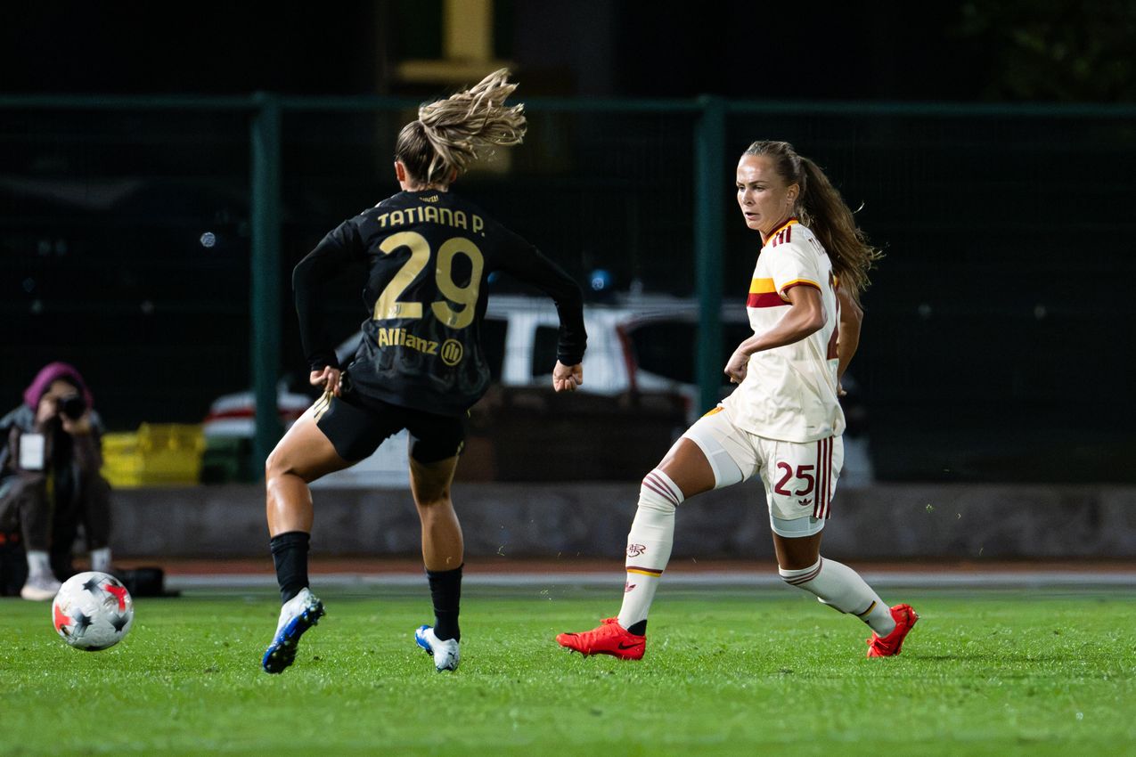 BIELLA, ITALY - OCTOBER 24: Of AS Roma Women during the Serie A Women match between Juventus FC and AS Roma at tadio La Marmora-Pozzo on October 24, 2026 in Biella, Italy. (Photo by Diego Puletto - AS Roma/AS Roma via Getty Images)