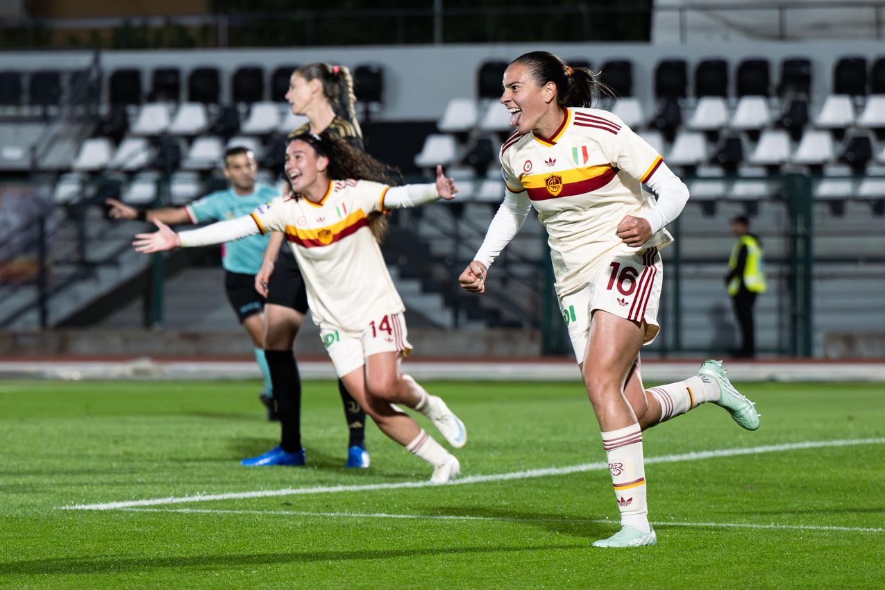 BIELLA, ITALY - OCTOBER 24: Alice Corelli Of AS Roma Women celebrates after scoring the third goal during the Serie A Women match between Juventus FC and AS Roma at tadio La Marmora-Pozzo on October 24, 2026 in Biella, Italy. (Photo by Diego Puletto - AS Roma/AS Roma via Getty Images)
