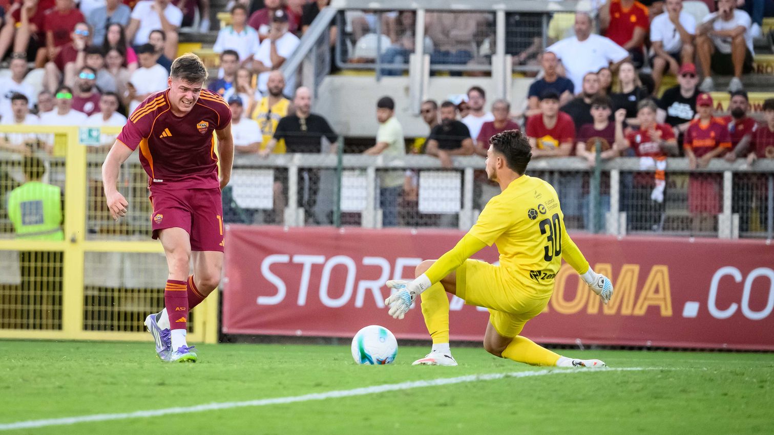 As Roma Gallery Image - Roma - Cannes