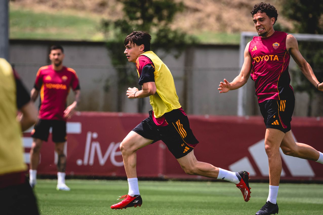 As Roma Gallery Image - Gallery: allenamento venerdì 14