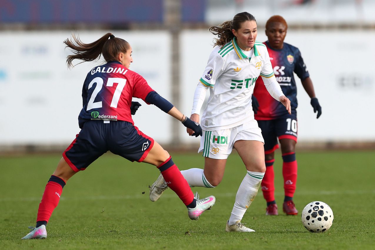 LUMEZZANE, ITALY - DECEMBER 21: Winonah Heatley of AS Roma in action during the Coppa Italia Women match between FC Lumezzane Women and AS Roma Women at Stadio Tullio Saleri on December 21, 2025 in Lumezzane, Italy. (Photo by AS Roma/AS Roma via Getty Images)