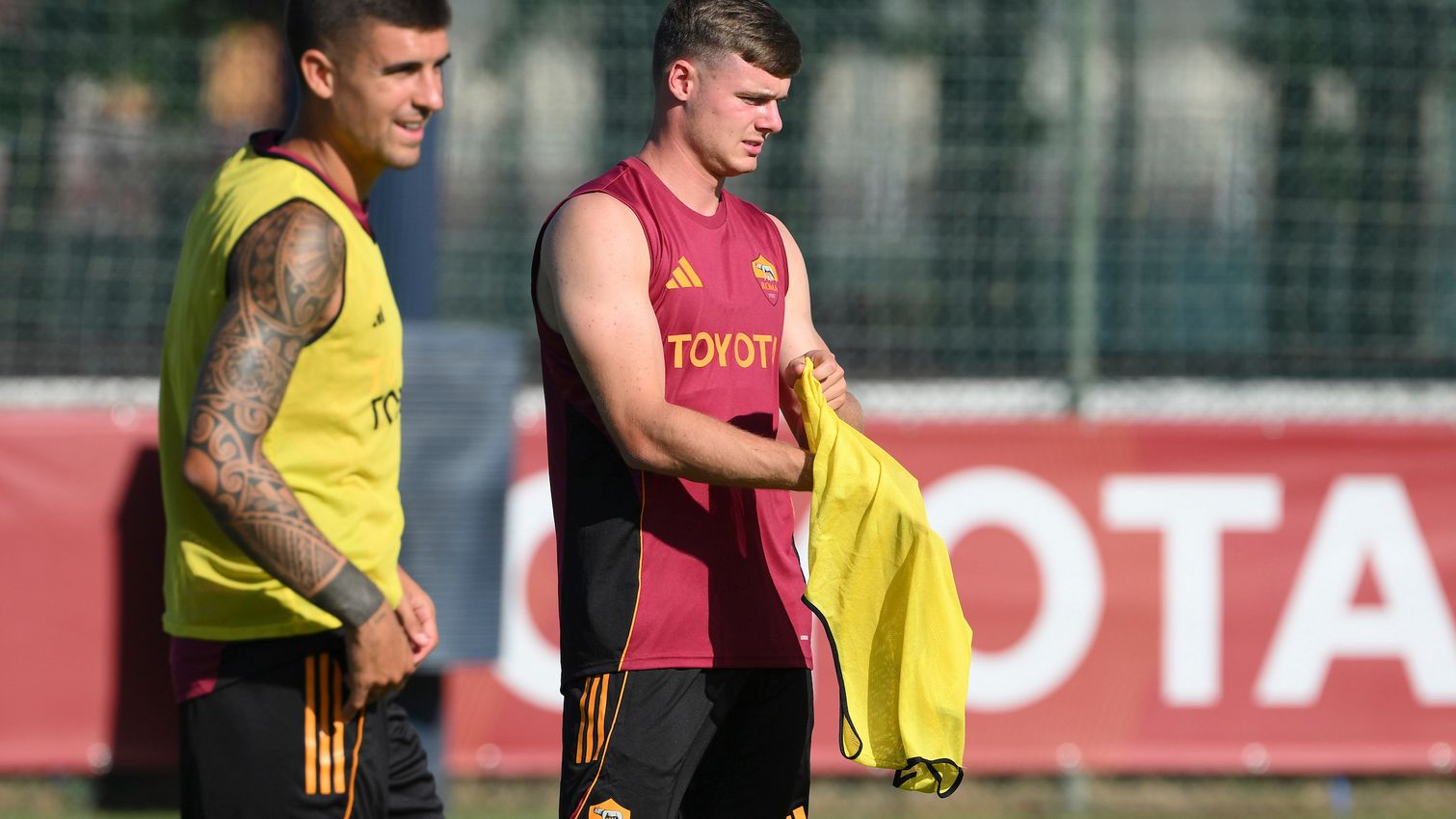 As Roma Gallery Image - Gallery: le immagini più belle del primo allenamento in giallorosso di Neil El Aynaoui ed Evan Ferguson 
