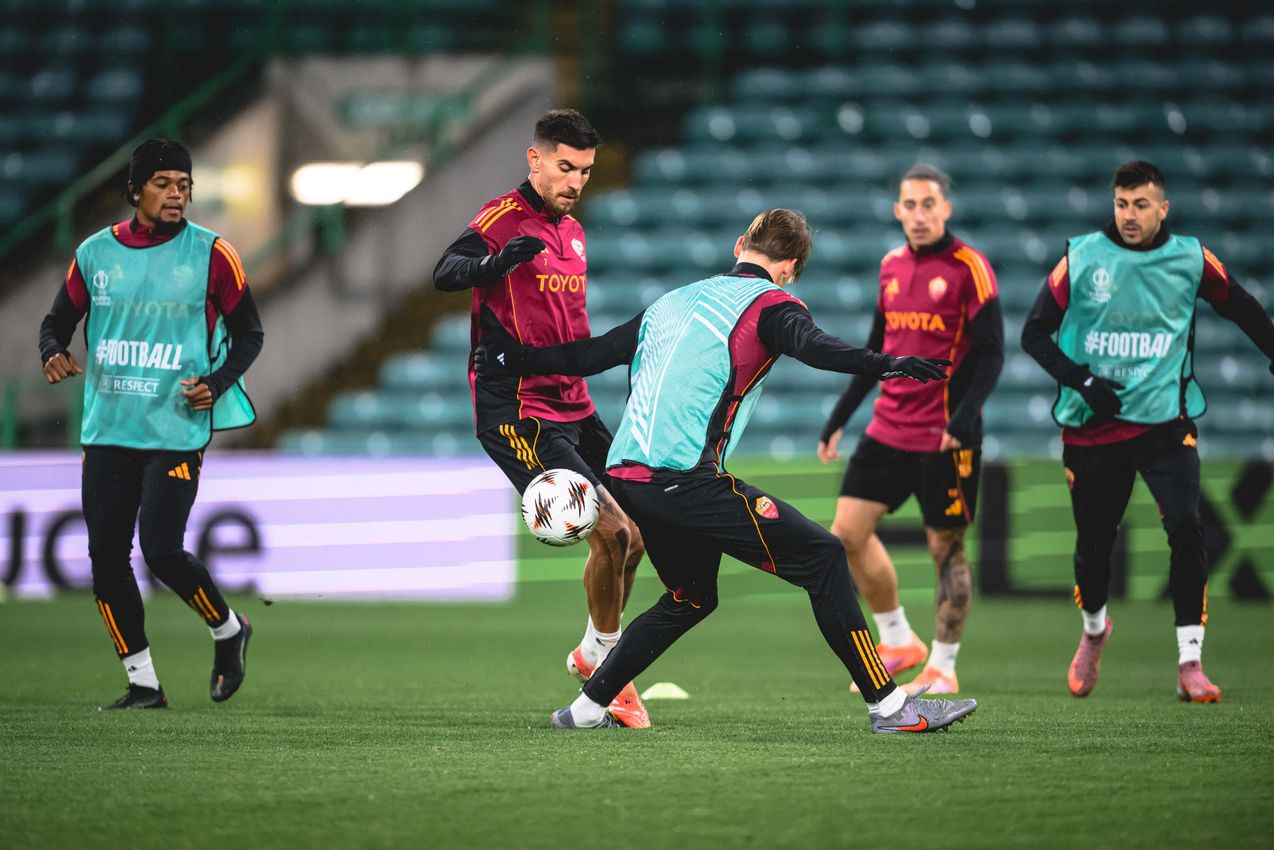 As Roma Gallery Image - Rifinitura: Celtic-Roma