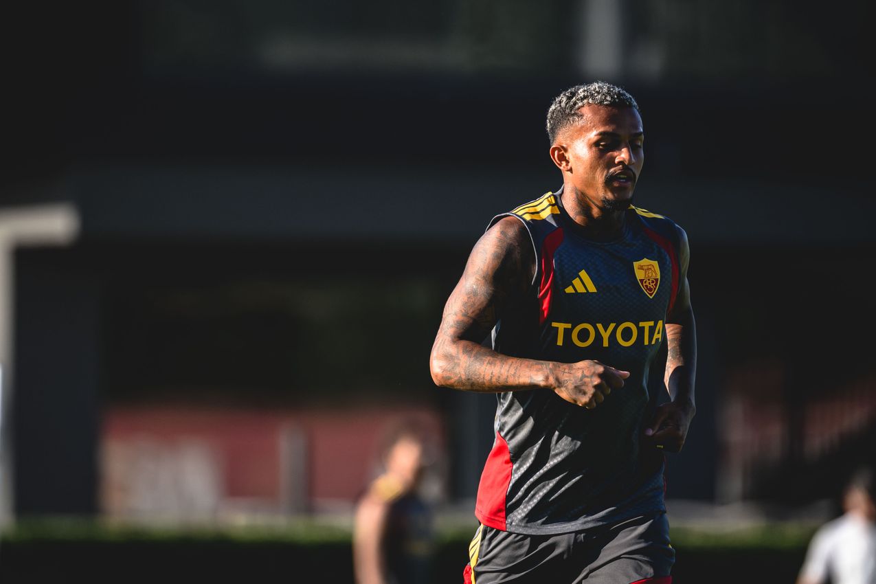 As Roma Gallery Image - Gallery: l'allenamento del venerdì