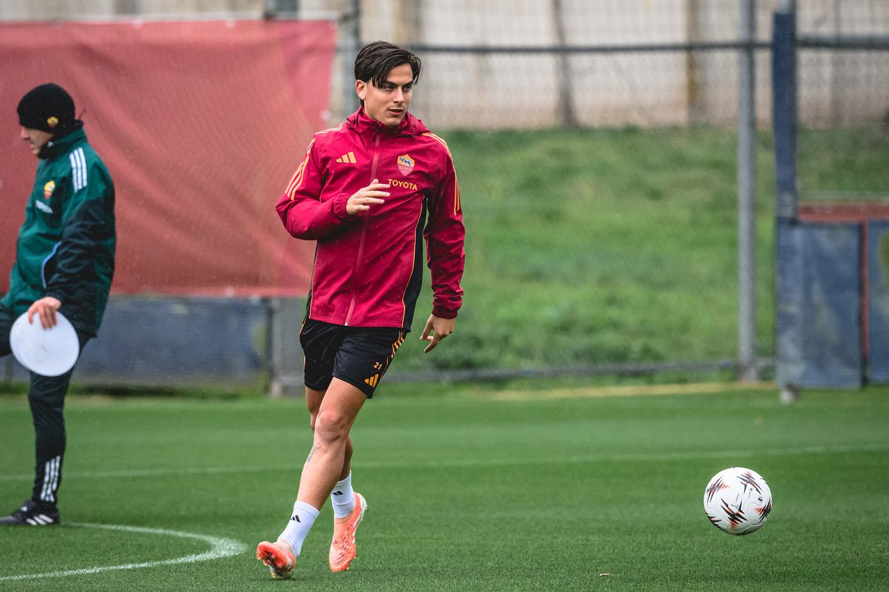 As Roma Gallery Image - Gallery allenamento lunedì 24