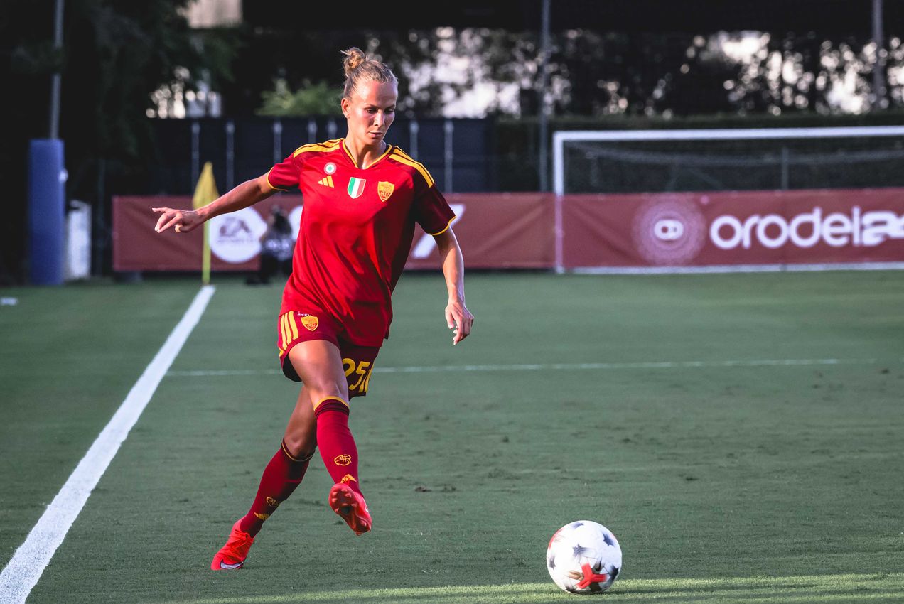 As Roma Gallery Image - Femminile