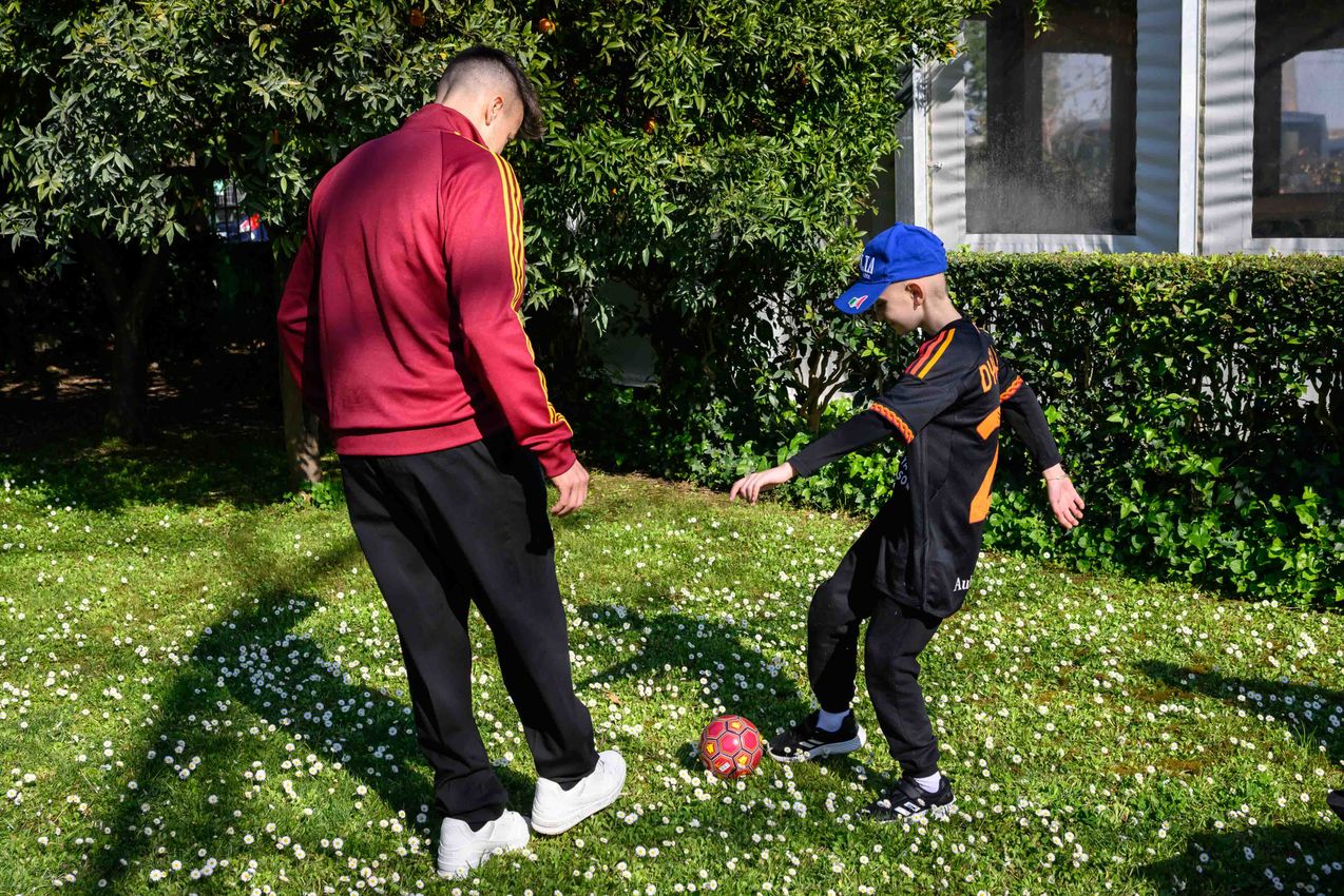 As Roma Gallery Image - El Shaarawy a casa Tudisco