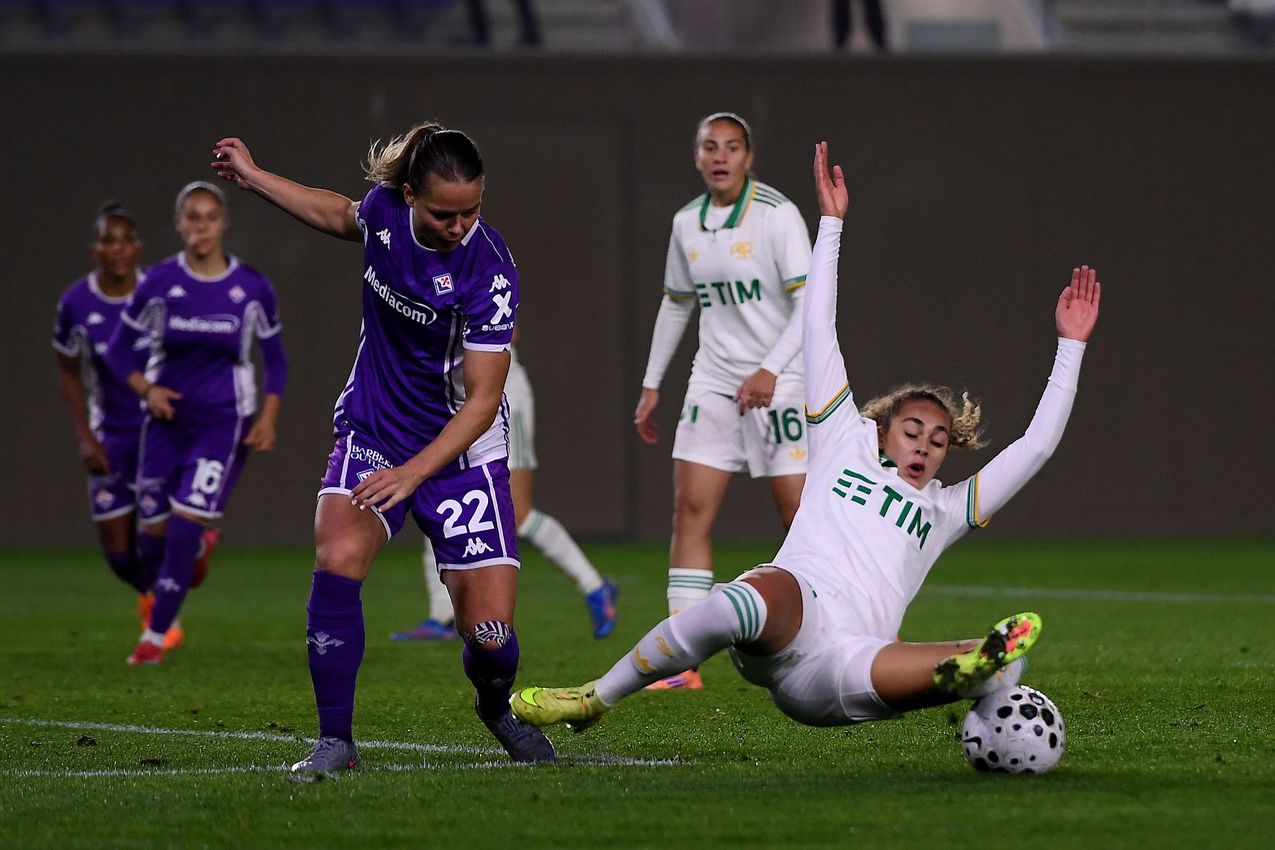 FLORENCE, ITALY - NOVEMBER 07: during the Serie A Women match between ACF Fiorentina and AS Roma at Viola Park on November 07, 2025 in Florence, Italy. (Photo by AS Roma/AS Roma via Getty Images)