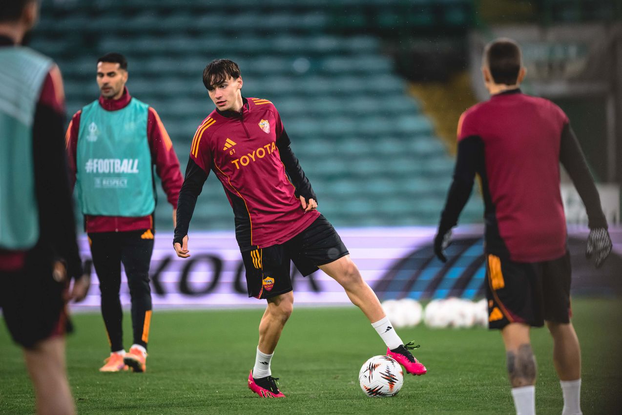 As Roma Gallery Image - Rifinitura: Celtic-Roma