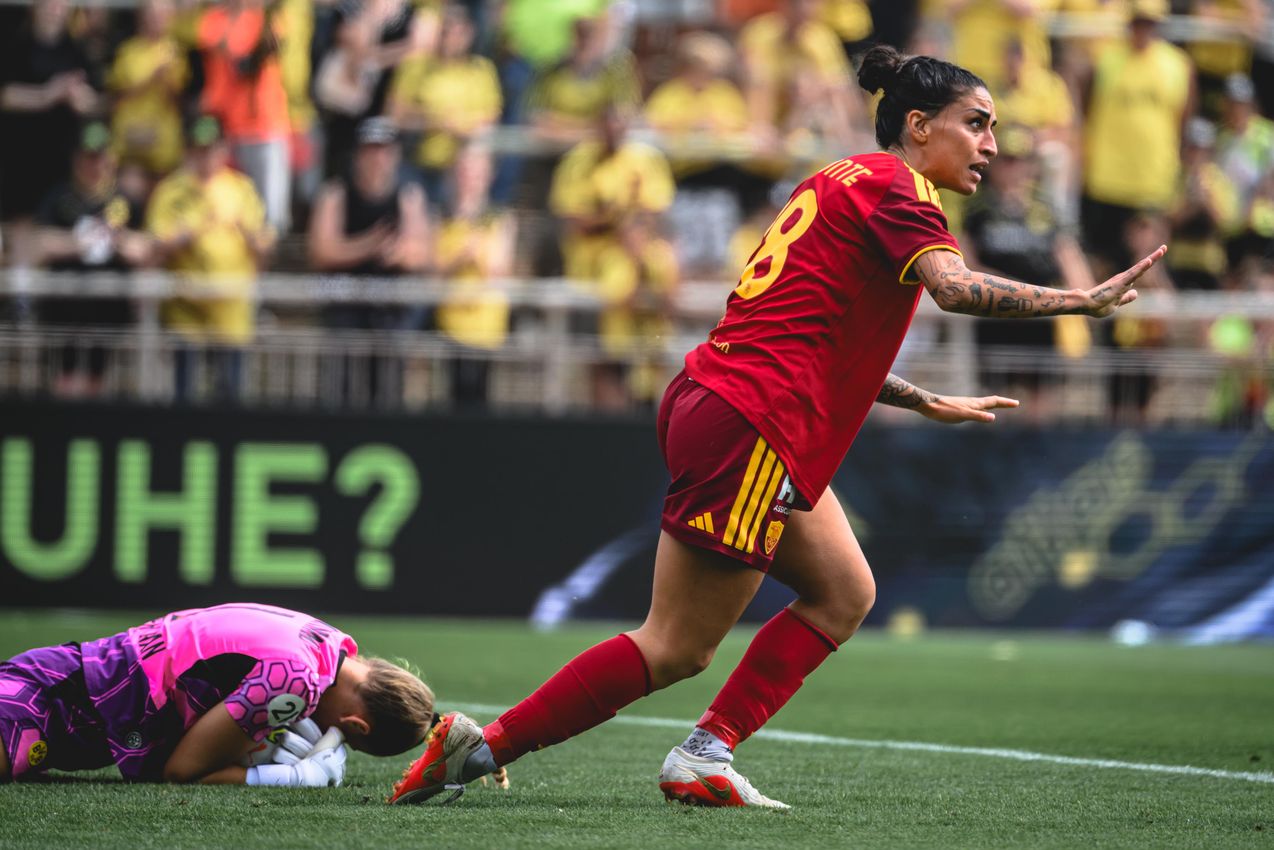As Roma Gallery Image - Femminile