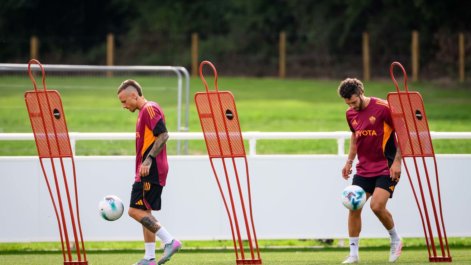As Roma Gallery Image - Gallery Inghilterra primo giorno