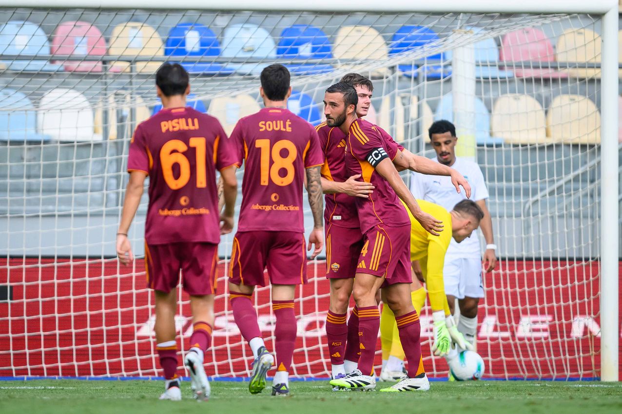 As Roma Gallery Image - Gallery Roma-Neom