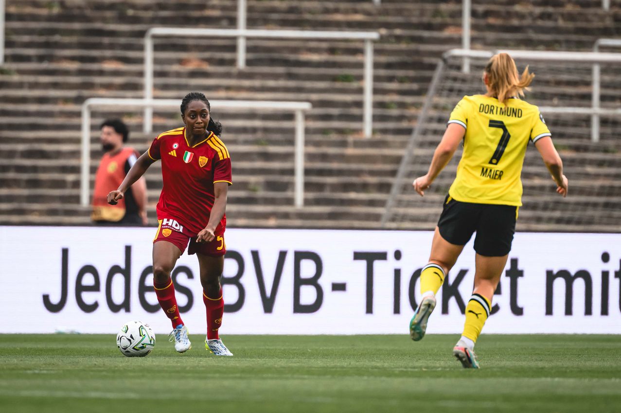As Roma Gallery Image - Femminile