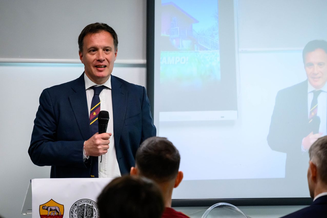 As Roma Gallery Image - Scuola in campo