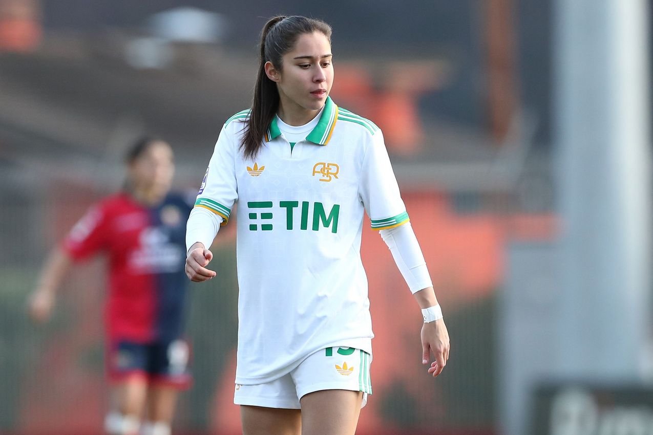 LUMEZZANE, ITALY - DECEMBER 21: Giulia Dragoni of AS Roma looks o during the Coppa Italia Women match between FC Lumezzane Women and AS Roma Women at Stadio Tullio Saleri on December 21, 2025 in Lumezzane, Italy. (Photo by AS Roma/AS Roma via Getty Images)