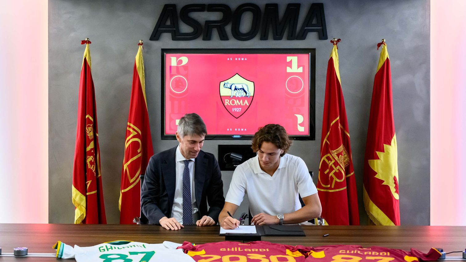As Roma Gallery Image - Primo giorno di Ghilardi