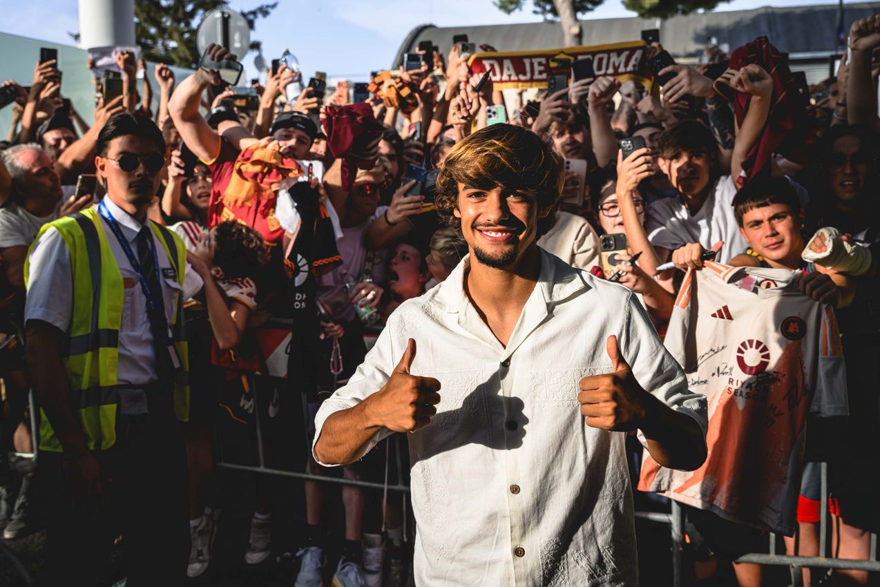 As Roma Gallery Image - Mora