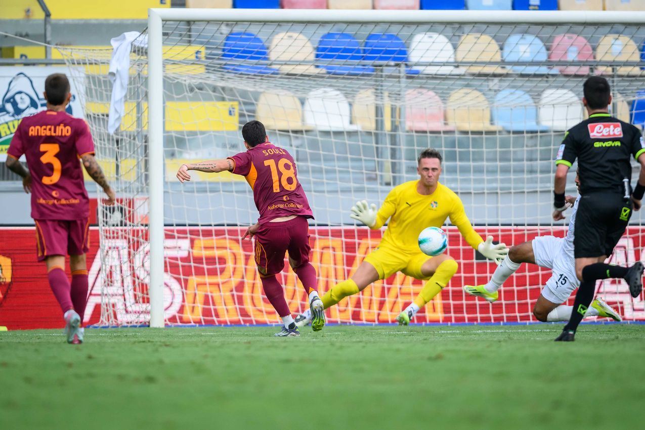 As Roma Gallery Image - Gallery Roma-Neom