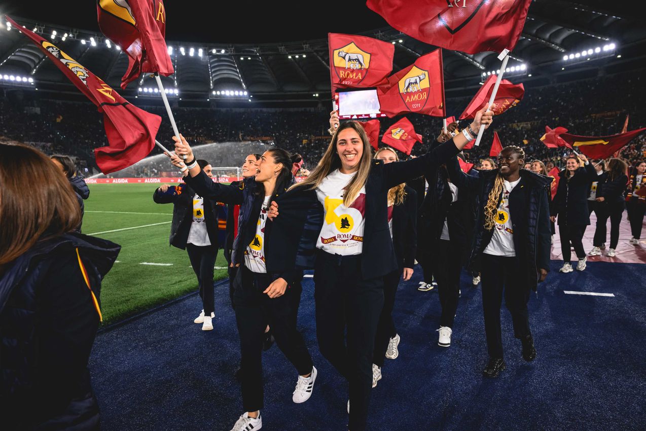 As Roma Gallery Image - Femminile