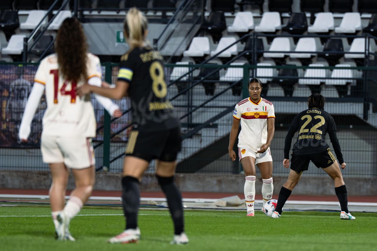 BIELLA, ITALY - OCTOBER 24: Of AS Roma Women during the Serie A Women match between Juventus FC and AS Roma at tadio La Marmora-Pozzo on October 24, 2026 in Biella, Italy. (Photo by Diego Puletto - AS Roma/AS Roma via Getty Images)