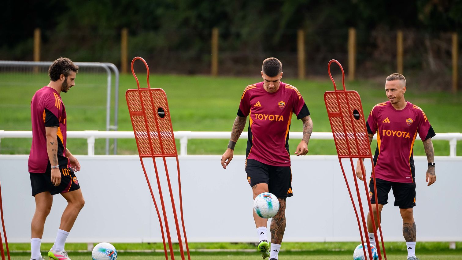 As Roma Gallery Image - Gallery Inghilterra primo giorno