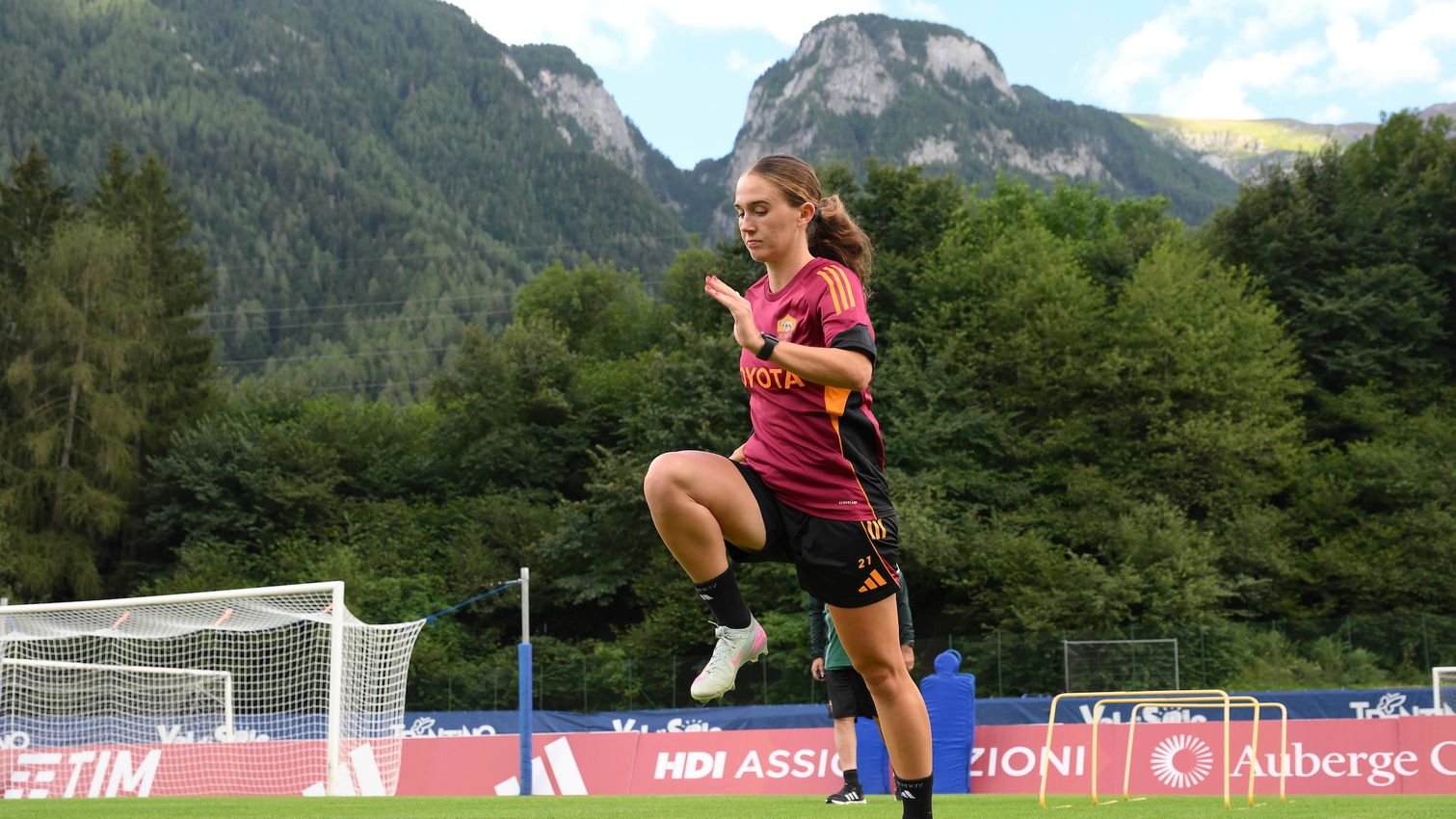 As Roma Gallery Image - Femminile