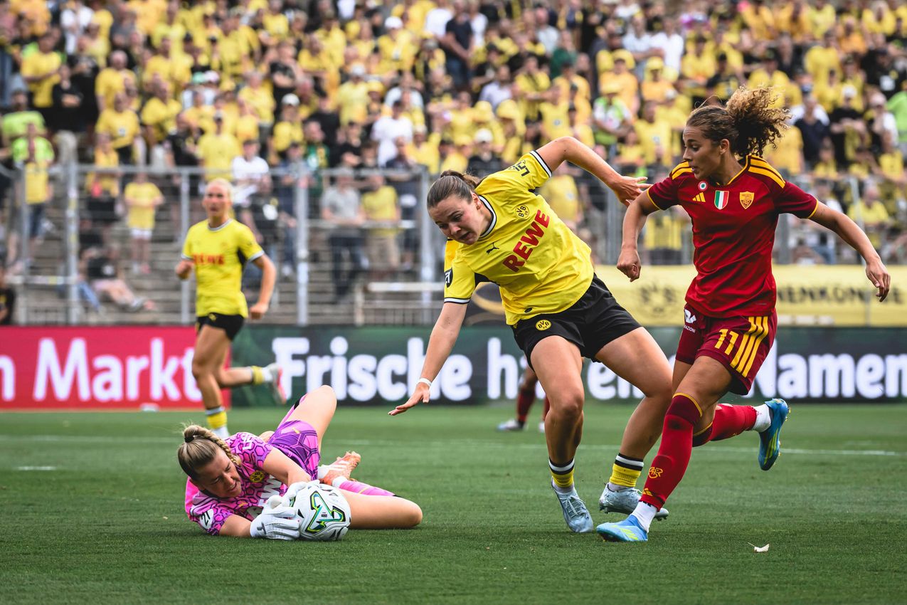 As Roma Gallery Image - Femminile