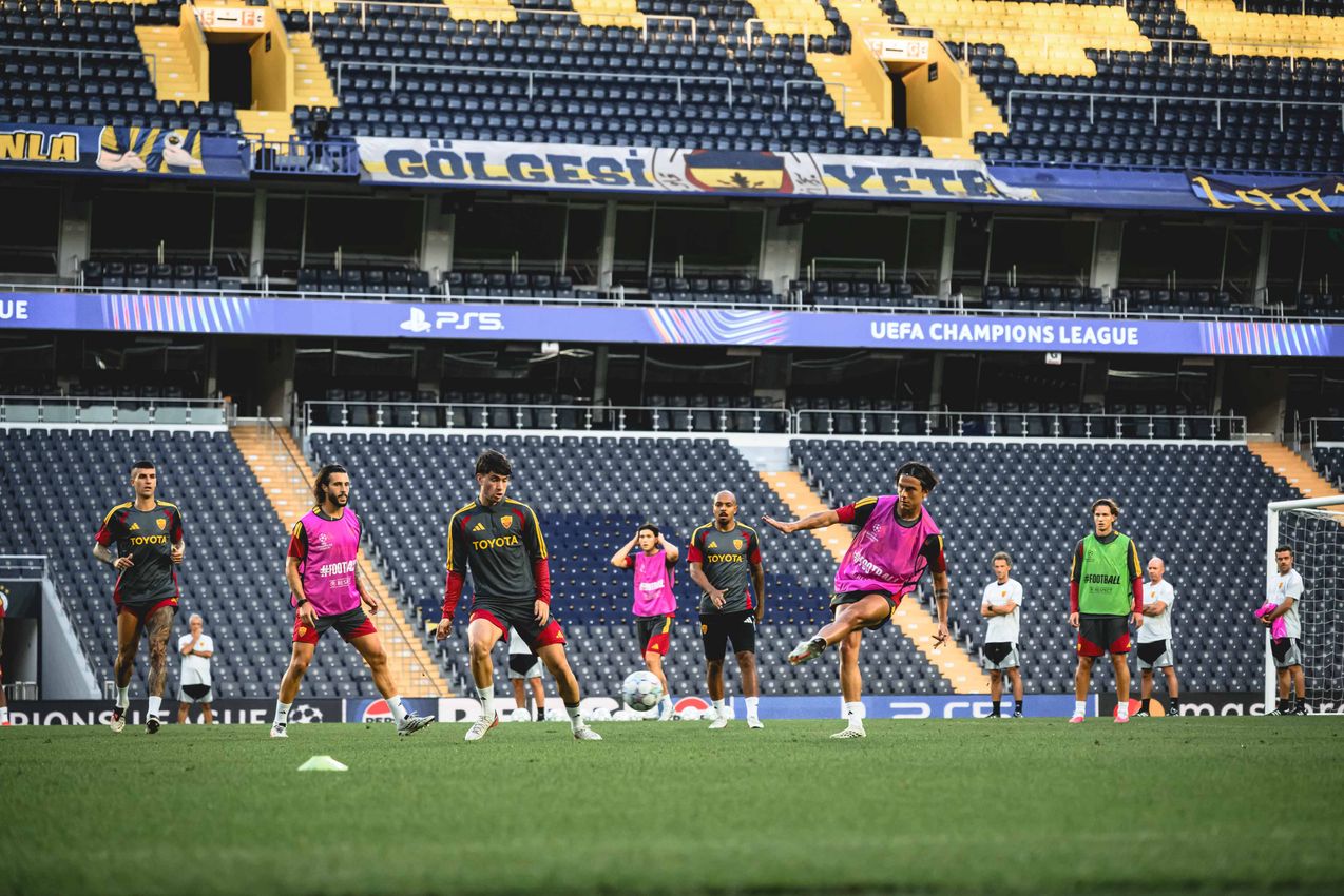 As Roma Gallery Image - Allenamento