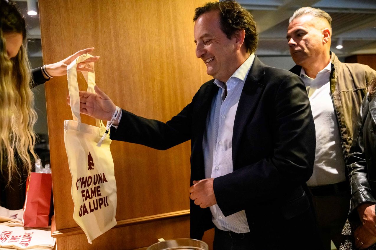 As Roma Gallery Image - Elvis Lives