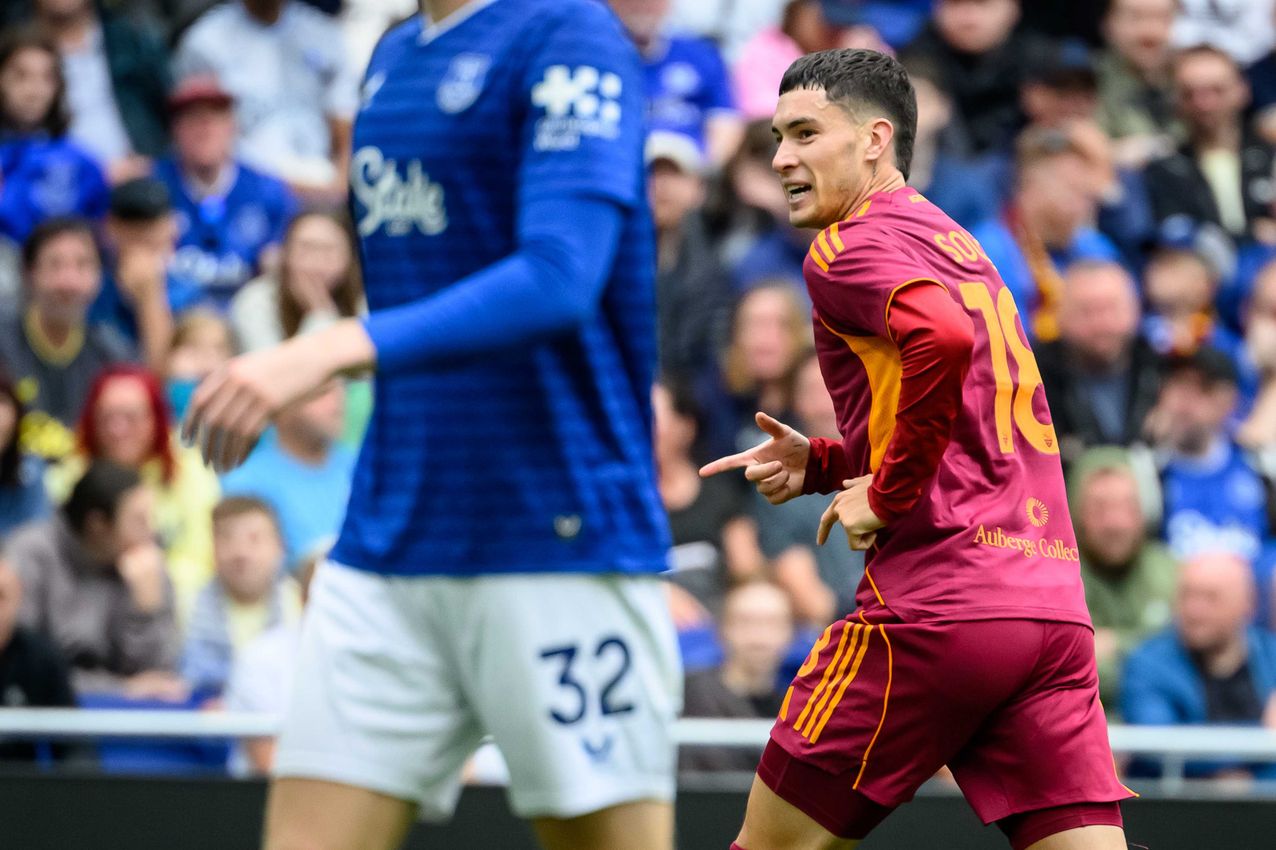 As Roma Gallery Image - Everton