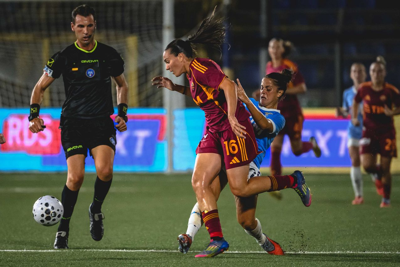 As Roma Gallery Image - Derby femminile