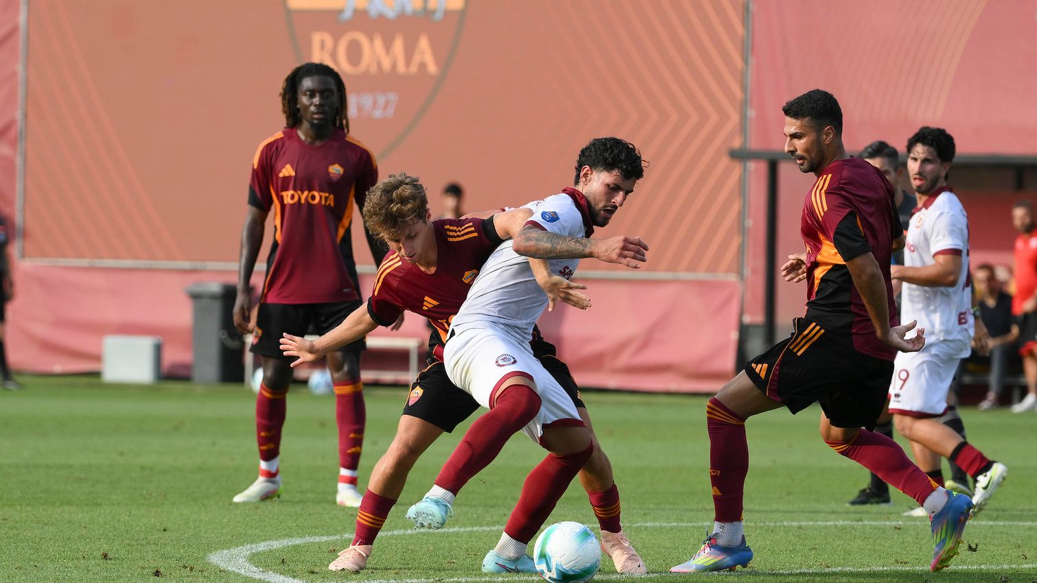 As Roma Gallery Image - Testi con il Trastevere